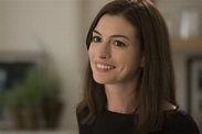 Anne Hathaway as Jules Ostin in THE INTERN. Anne Hathaway Height, The ...