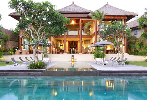 Traditional Balinese Architecture As Seen In Todays Bali Luxury Villas
