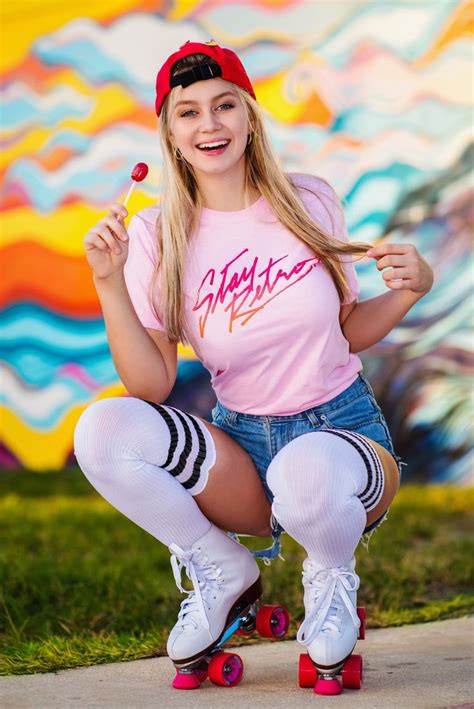 Hd Wallpaper Womens Pink Crew Neck T Shirt Model Blonde Squatting Long Hair Derby Girl