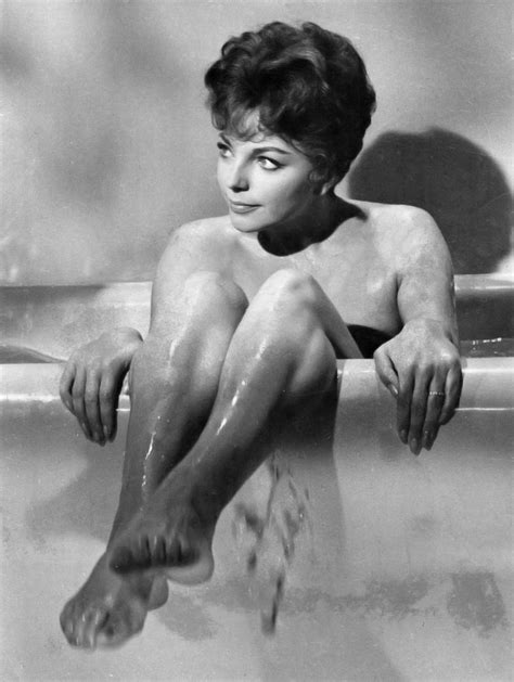 Joan Collinss Feet