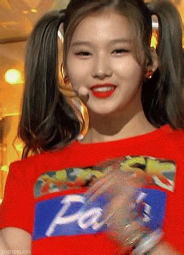Twice Sana Is A Clumsy Fake Phony Liar With Some Truth Page