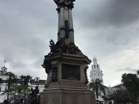 Independence Square In Quito Ecuador Sygic Travel