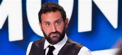 Touche Pas Mon Poste Cyril Hanouna A Fini Au Poste De Police Avec Doc Gyneco Mce Tv