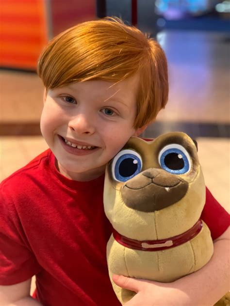 Actor And Voice Over Lead Of Disney Juniors Puppy Dog Pals Gracen