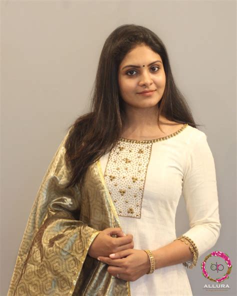 Gayathri Arun Serial Actress