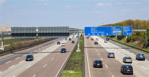 Autobahn Speed Limit Would Cut Carbon And Bring €1bn In Benefits Study