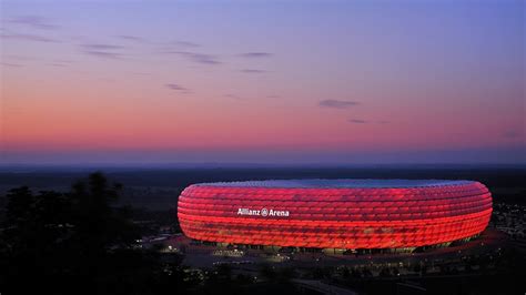 The two teams coexisted in the olympiastadion until 2005, when both clubs moved to the purpose built allianz arena. Imagining that I'm the chairman of Bayern... - FC Bayern ...
