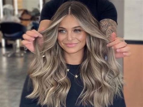 Dark Hair With Blonde Highlights Inspiration By Loréal In