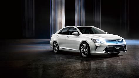 Toyota Camry 10th Anniversary White Car Lights Wallpaper Cars