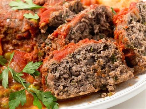 A 5 Star Recipe For Basic Meatloaf Made In The Crock Pot