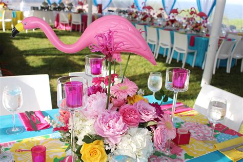 Flamingo Centerpieces With Garden Roses Hydrangeas Gerbera Daises