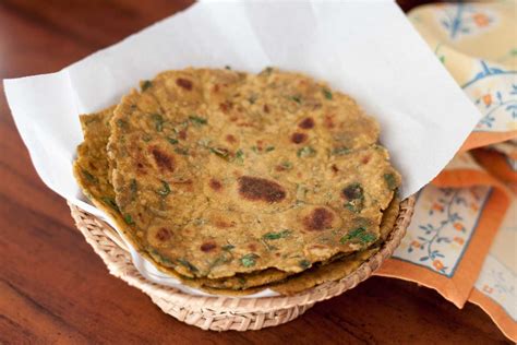 Palak Makki Ki Roti Recipe By Archanas Kitchen