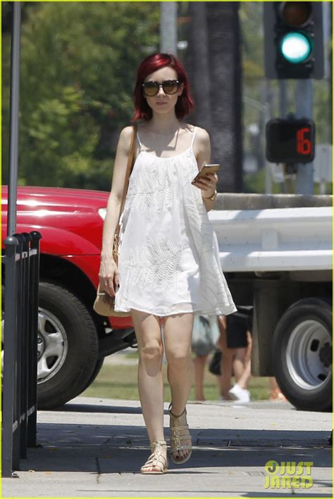 Lily Collins Strikes A Pose In Last Tycoon Set Picture Photo