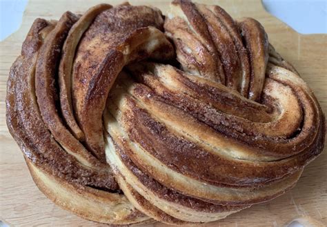 1280 x 720 jpeg 124 кб. Frosted Braided Bread - Raspberry Braided Bread | Recipe ...