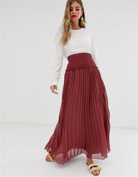 13 Long Pleated Skirts For Fall 2019 Were Obsessed With Right Now