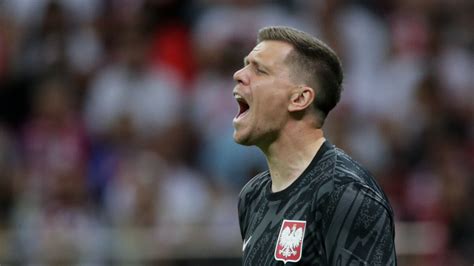 Wojciech Szczęsny wraca do afery premiowej Bądź kozakiem i to powiedz