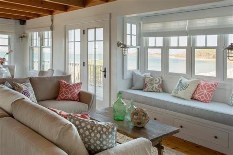 Floor plans are essential when designing and building a home. Breezy Coastal Beach Cottage With Open Floor Plan | 2015 ...