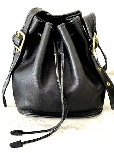 Vintage Coach Black Drawstring Bucket Shoulder Bag 9952 Black Leather