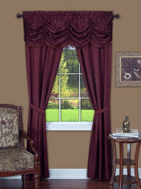 Traditional Elegance Harmony 5 Piece Window Curtain Set 55x84