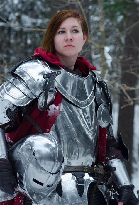 Pin By Lisa Estep Smith On Women In Metal Female Armor Knight Armor Armor Clothing