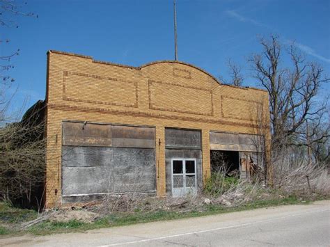 Visit These 9 Creepy Ghost Towns In Iowa At Your Own Risk Ghost Towns