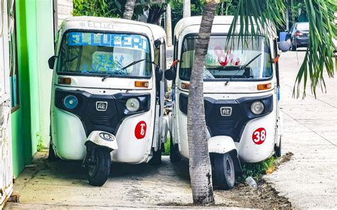 Playa Del Carmen Quintana Roo Mexico 2022 Tuk Tuk Blanco Tuktuks