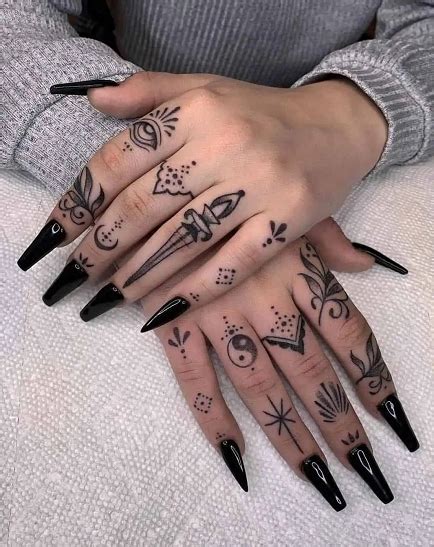 70 Meaningful Finger Tattoo Designs To Emphasize Your Style — Inkmatch