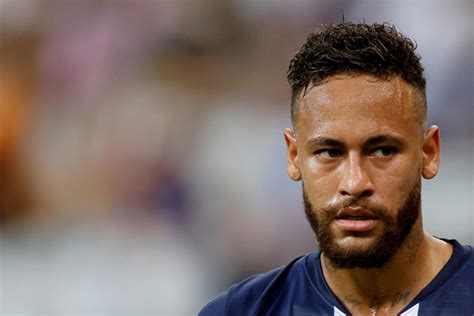 Neymar Ready to Lead to Champions League Glory? Injury-hit PSG ...