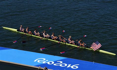 Rowing Eight With Coxwain 8 Women