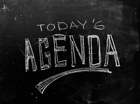 Today's Agenda Handwritten on Blackboard - Optio