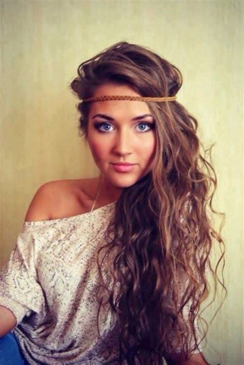 Cute And Stylish Hippie Hairstyles Stylewile