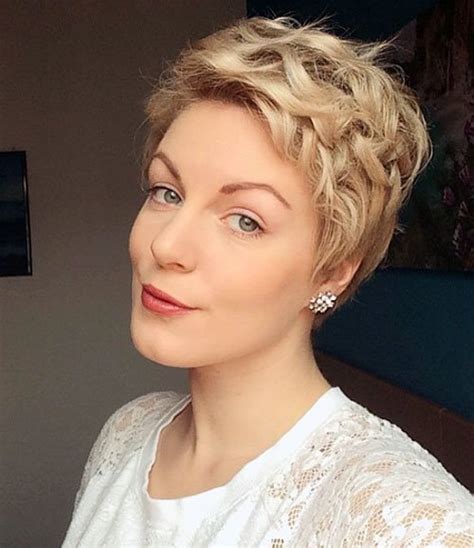 Cute And Classy Curly Pixie Hairstyles For Women The Wow