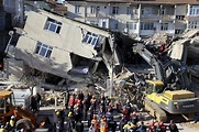 Death Toll Stands at 22 in Turkish Earthquake; 1,000 Hurt | NTD