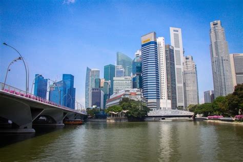 It is often preferable to enjoy the reinvestment allowance because it is available for a period of 15 years. Singapore: Key amendments to the Economic Expansion ...
