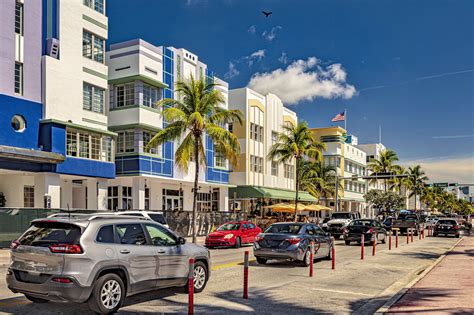 Art Deco District In Miami Enjoy The Historic Architecture Of Miami