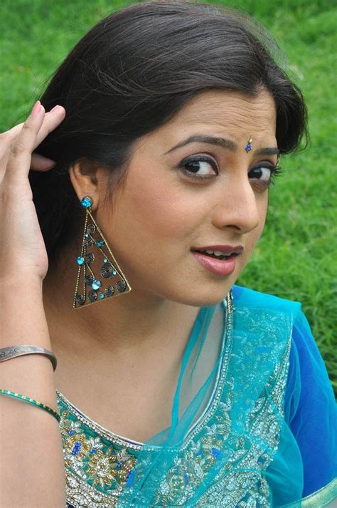 Keerthi Chawla Latest Stills Telugu Songs Free Download