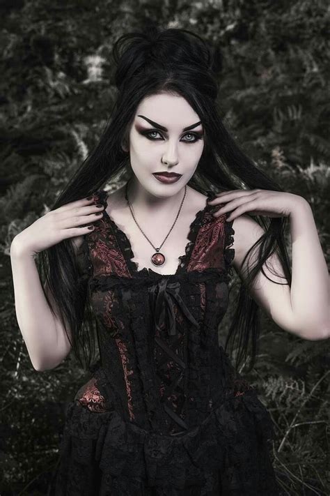 Awesome 30 Beautiful Witch Photoshoot Ideas Gothic Fashion Gothic