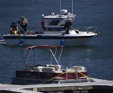 Glee Cast Hold Hands On Lake Where Naya Rivera S Body Was Found Tyla