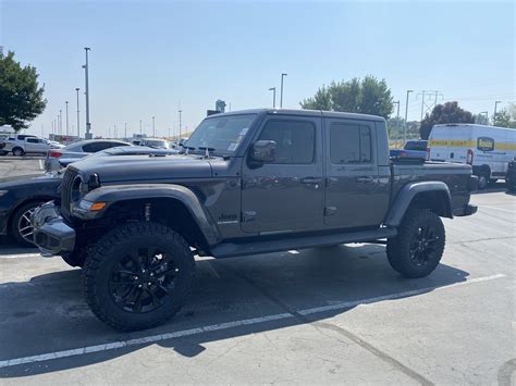 High Altitude Jeeps Factory 20 Wheels With Bigger Tires Any Pics