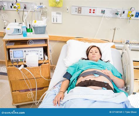 Pregnant Woman Being Monitored By Ctg Machine Stock Image Image 37130169