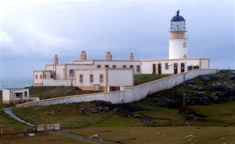 The very dramatic neist point lighthouse on the isle of skye, scotland. Tour Scotland Photographs: Tour Scotland Photographs Neist ...