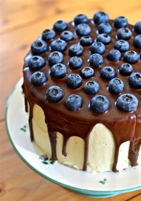 Maybe you would like to learn more about one of these? Bloggeburtstag: Schokotorte mit weißer Schokolade ...