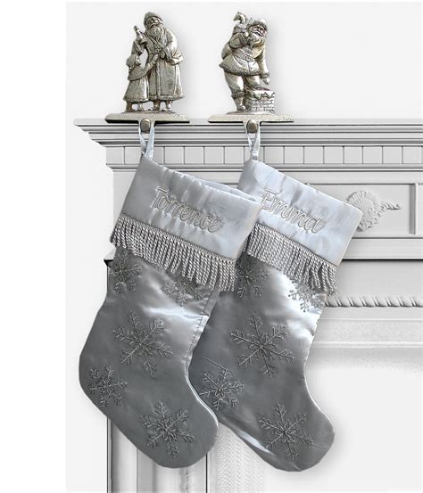 40 wonderful christmas stockings decoration ideas. Adorable Christmas Stockings Decoration Ideas - Festival ...