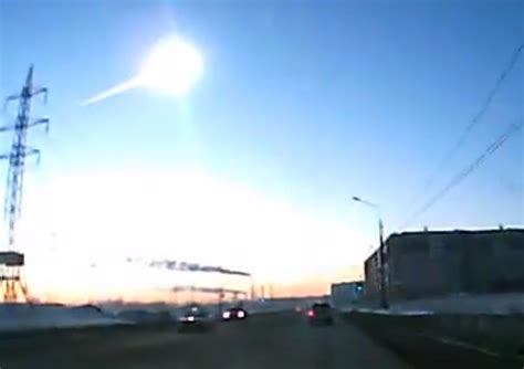 Massive Meteor Breaks Up Over Russia Sends Dozens To Hospital Smart