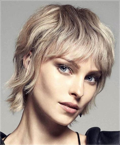 25 2021 Fall Short Haircut Trends Women Are Getting Now