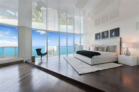 Listing Of The Day A Miami Penthouse With Endless Views Luxurious