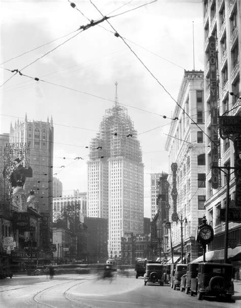 Penobscot Building In Detroit Under Construction 1928 Source Wsu