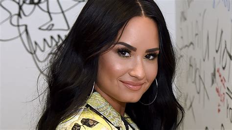 ≡ 14 Facts About Demi Lovato You Probably Didnt Know 》 Her Beauty