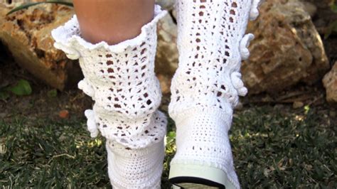 Botas De Crochet Mujer Joven Niñas Como Hacer Zapatos Tejidos Botines En Croché Botitas Crochet
