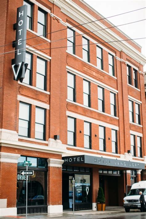 Hotel Vandivort Where To Stay In Springfield Missouri